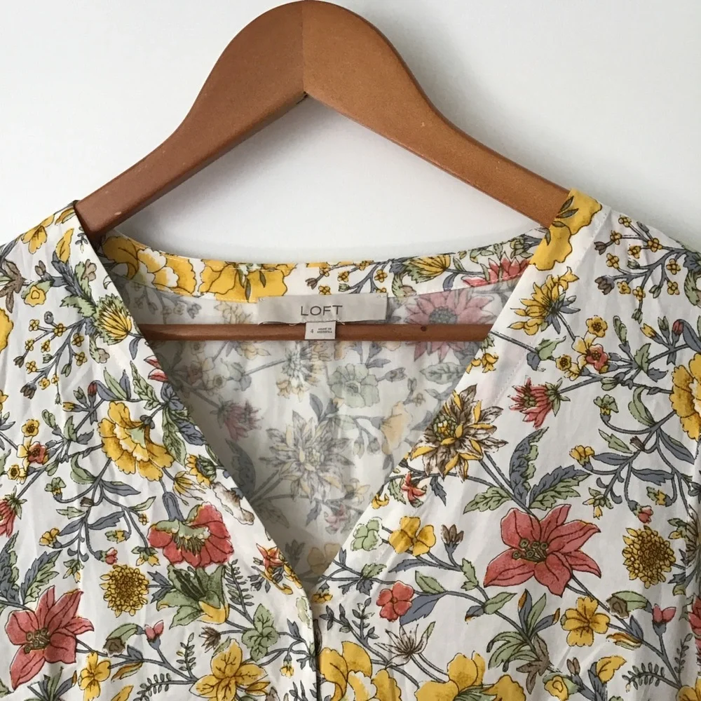 Short Sleeve Button Front V-neck Floral LOFT Dress - Picture 4 of 7